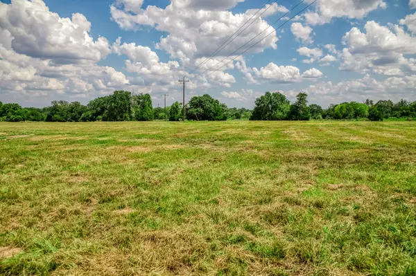 Caldwell, TX 77836,8753 County Road 324
