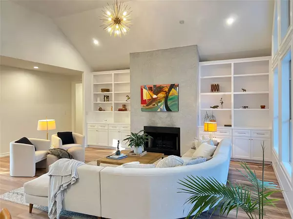 Austin, TX 78736,6601 Midwood PKWY