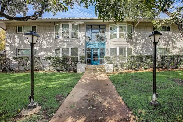 1210 Windsor RD #101, Austin, TX 78703