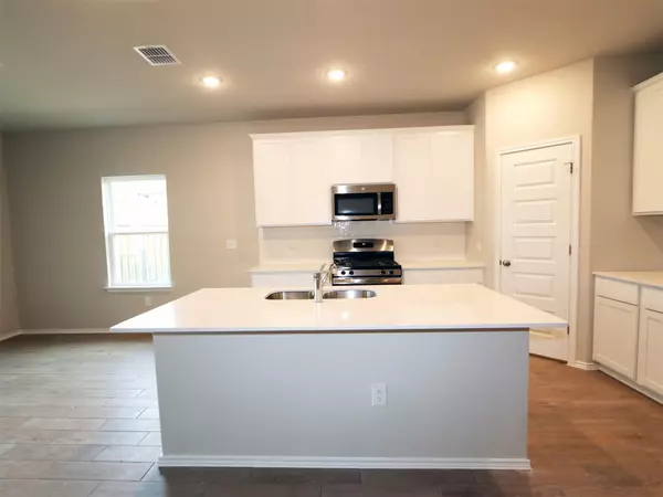 Austin, TX 78747,4501 Bridal Veil DR