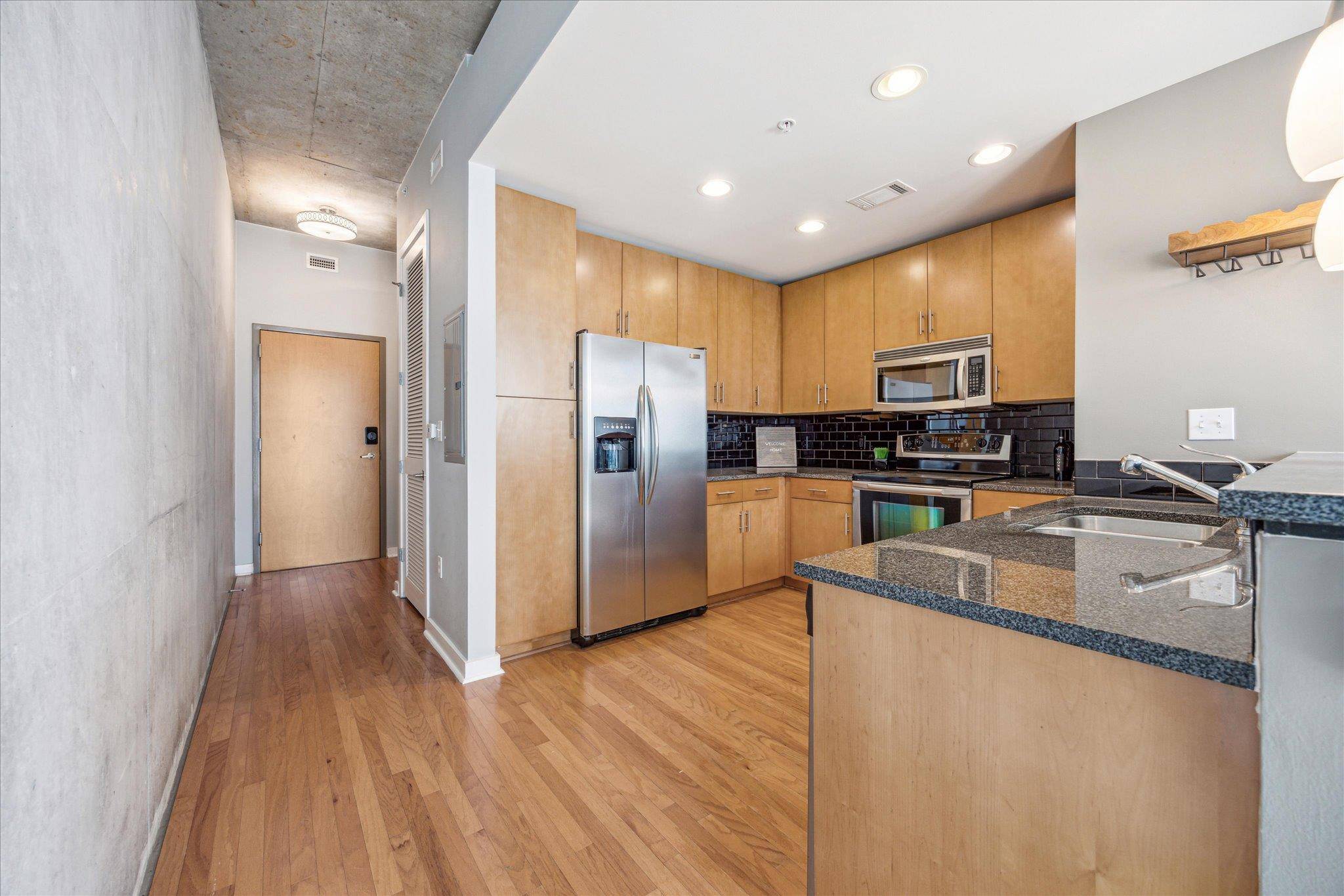 Austin, TX 78701,360 Nueces ST #1208