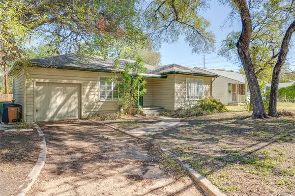 Austin, TX 78722,1604 E 32nd ST