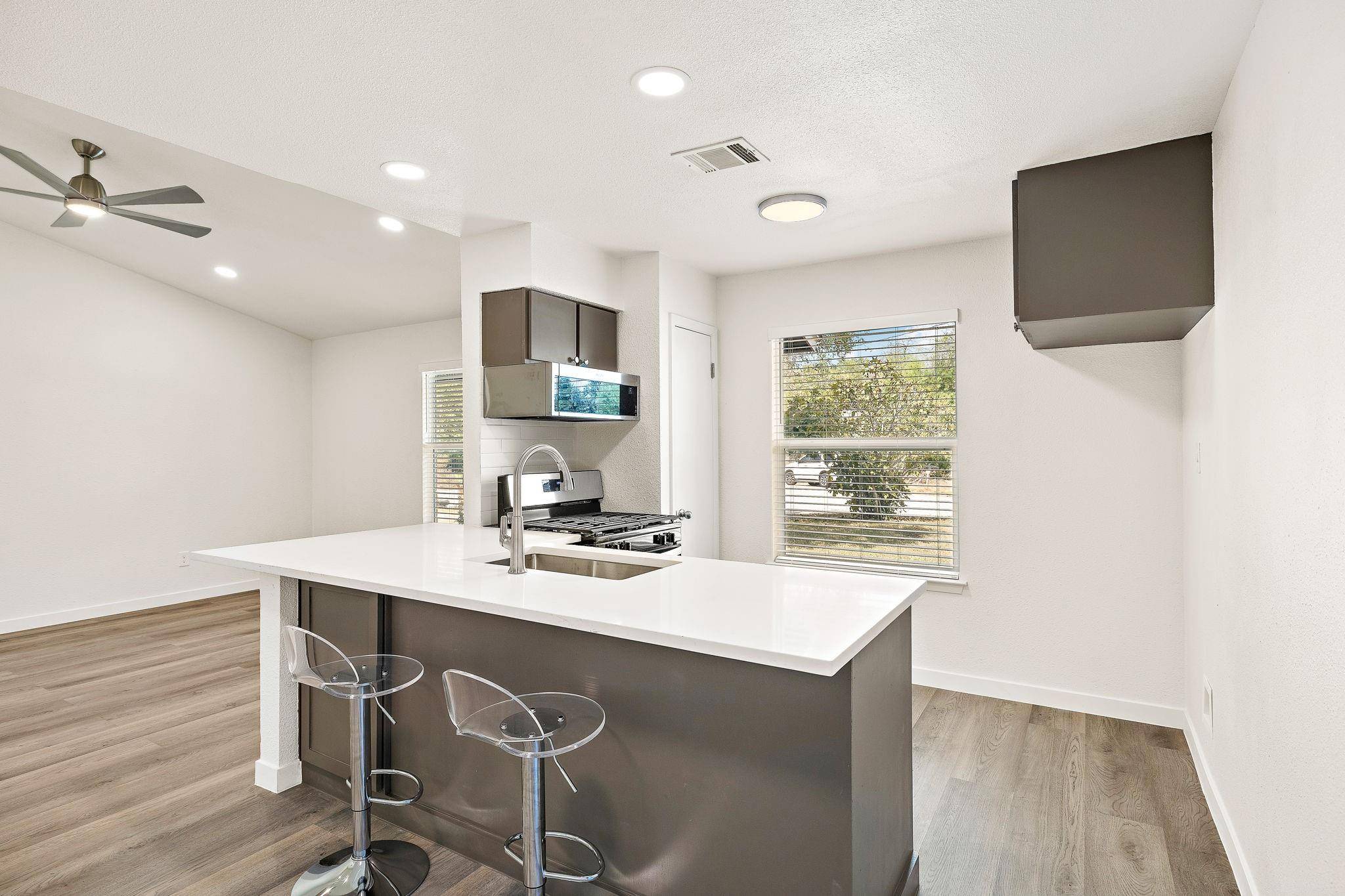 Austin, TX 78745,6203 Berkett CV #A