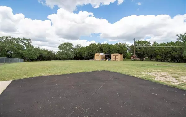 Belton, TX 76513,4360 Flint Oak DR