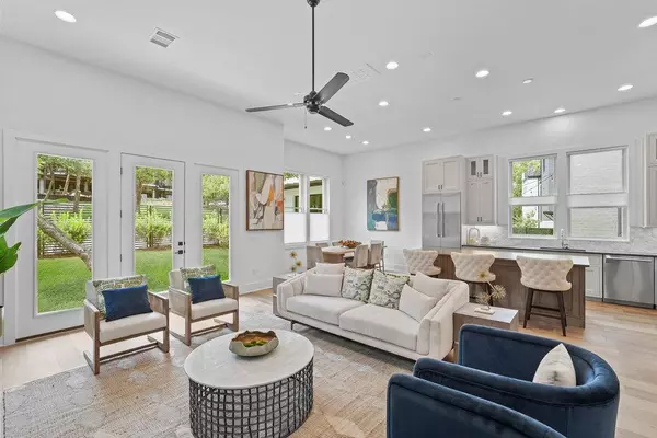 Austin, TX 78746,1719 Spyglass DR #14