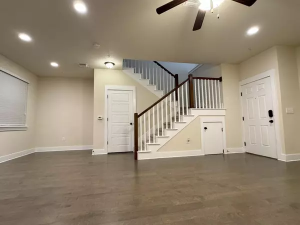 Austin, TX 78757,7502 Wolverine ST