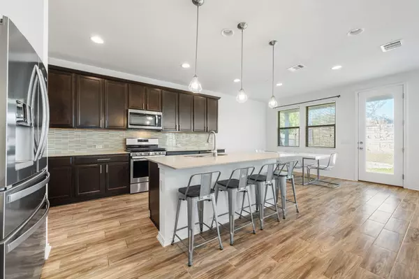 Austin, TX 78728,1902 Tasmanian Tiger TRCE