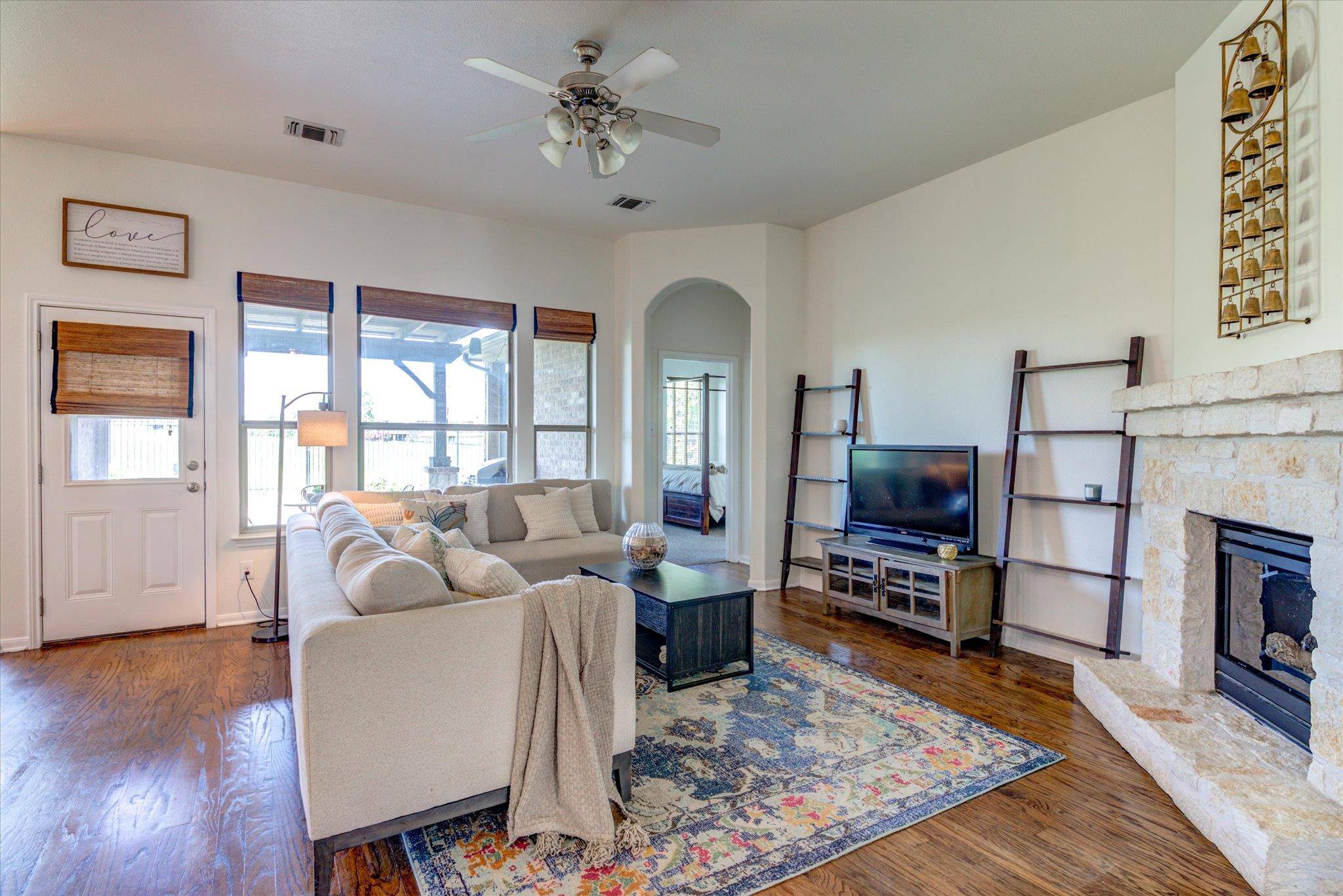Spicewood, TX 78669,5521 Texas Bluebell DR
