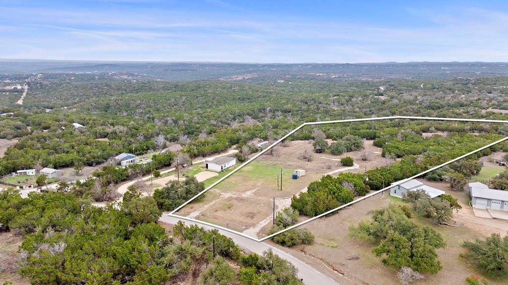 204 Kothmann RD, Dripping Springs, TX 78620