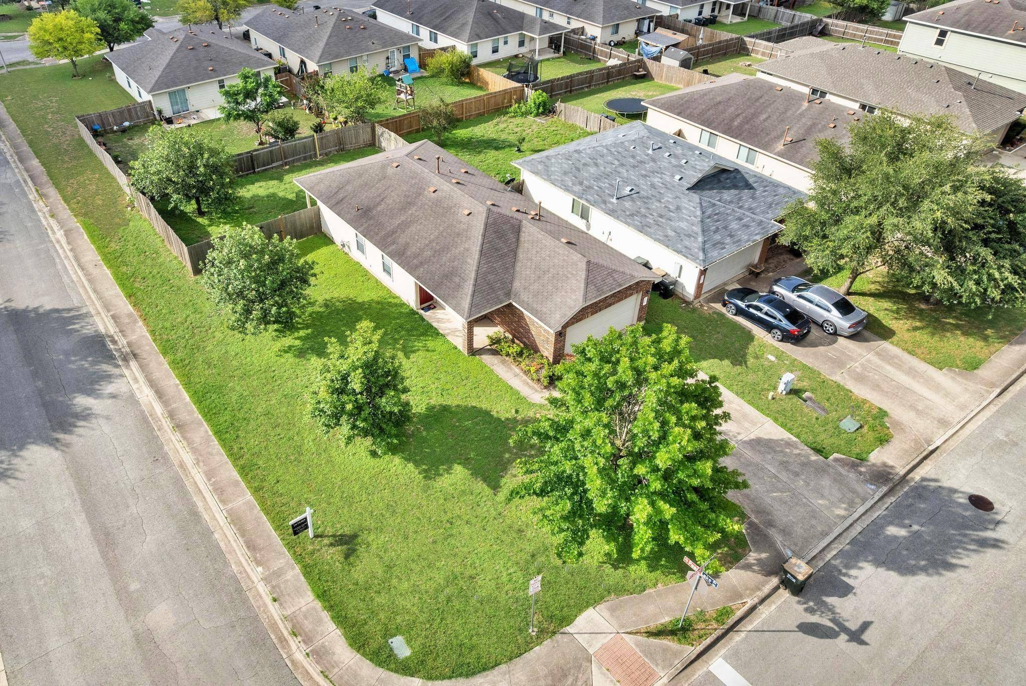 109 Onyx Lake DR, Kyle, TX 78640