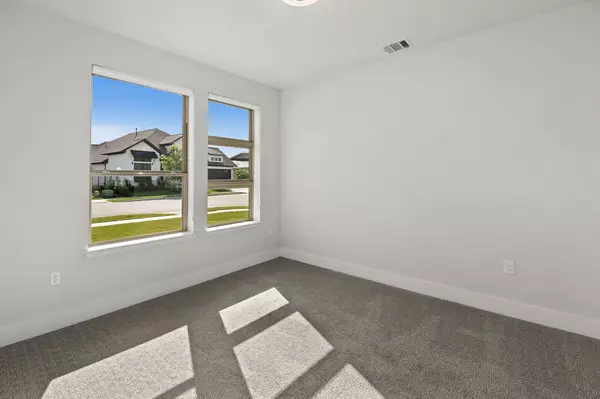 Austin, TX 78744,7701 Boyd Haven DR