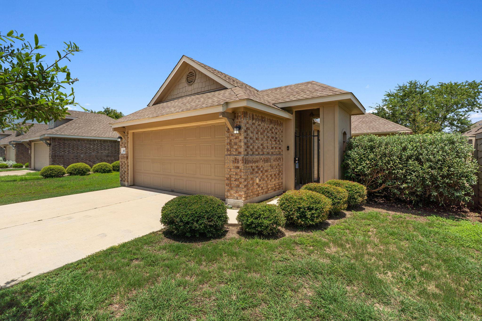 410 Tilly LN, Buda, TX 78610
