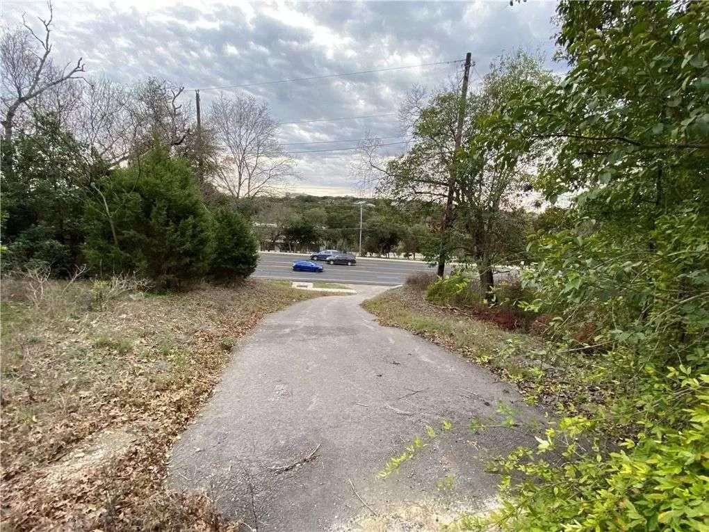 West Lake Hills, TX 78746,4704 Bee Cave RD