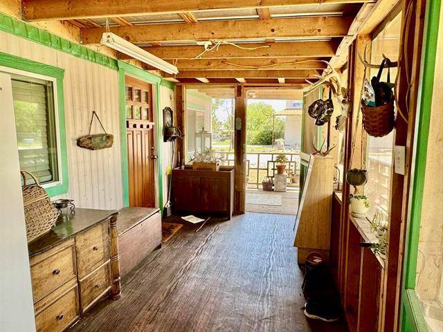Tow, TX 78672,289 Ballard ST