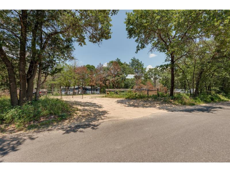 599 Paint Creek RD S, Paige, TX 78659