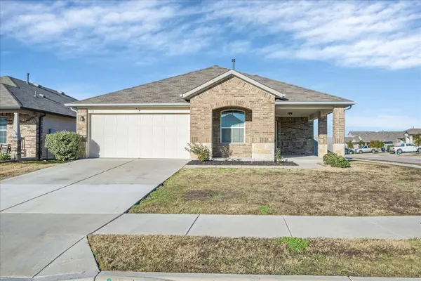 117 Groves LN, Hutto, TX 78634