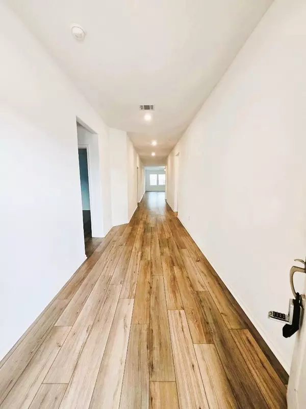 Kyle, TX 78640,150 Santiago