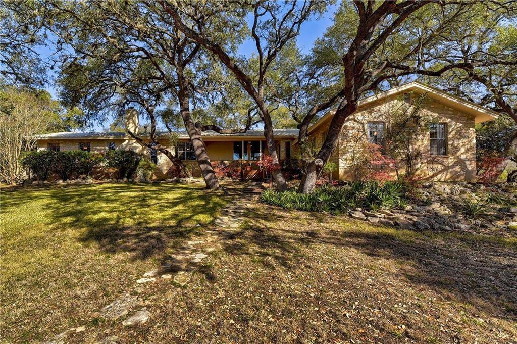 Wimberley, TX 78676,200 W Meadow LN