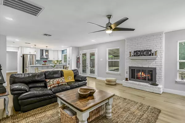 Austin, TX 78759,5001 Dull Knife DR