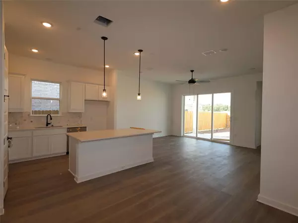Leander, TX 78641,829 Beaverton DR