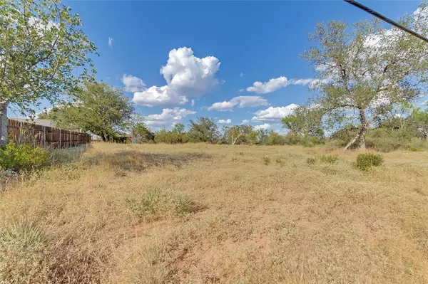 Granite Shoals, TX 78654,126 W Maple DR
