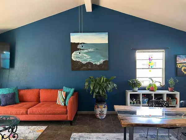 Austin, TX 78704,2105 Wordsworth DR