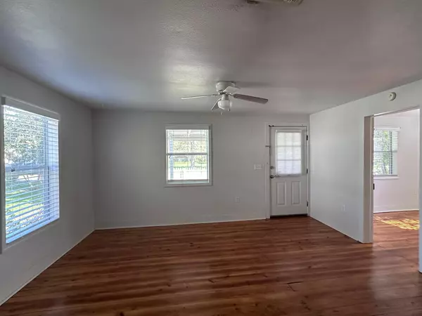 Bastrop, TX 78602,704 Jefferson ST