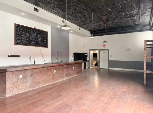 Elgin, TX 78621,103 W 1st ST