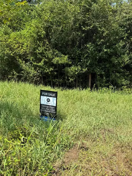 1005 Henderson ST, Cameron, TX 76520