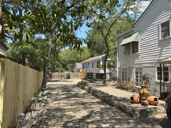 1702 Exposition BLVD #A, Austin, TX 78703