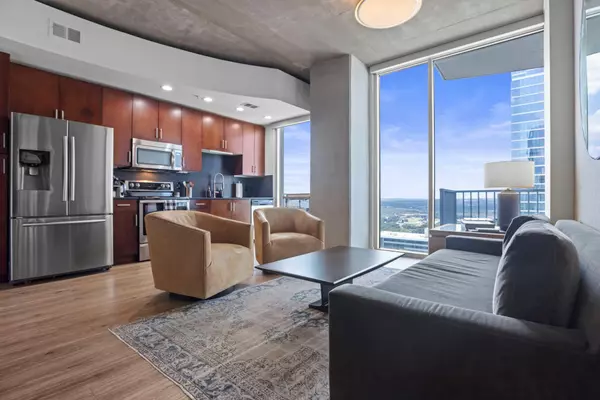 Austin, TX 78701,360 Nueces ST #3904