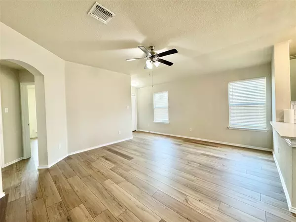 Taylor, TX 76574,173 Beth Ann LOOP
