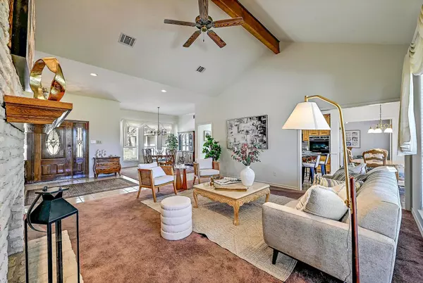 Lakeway, TX 78734,410 Rolling Green DR