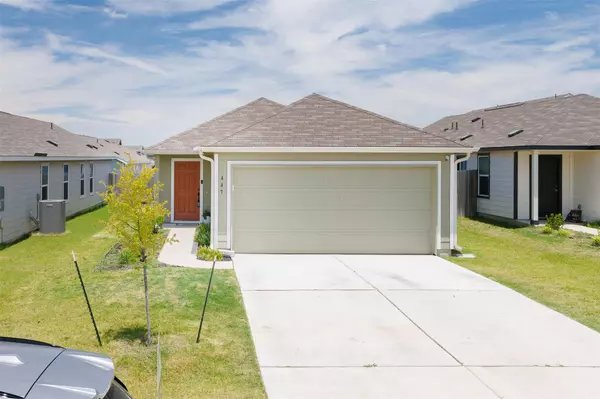 447 Marty Allen LOOP, Jarrell, TX 76537