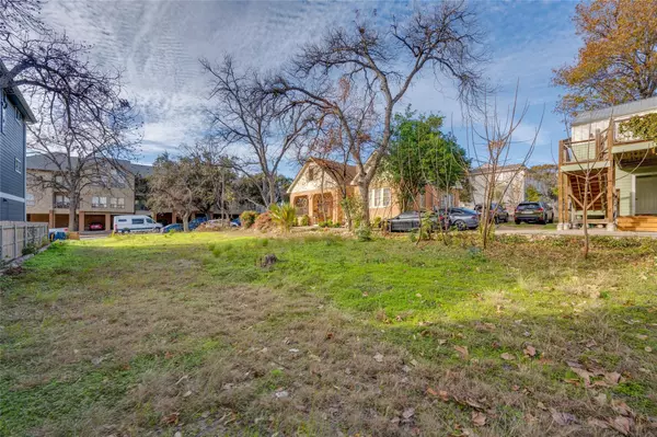 Austin, TX 78705,1911 Robbins PL