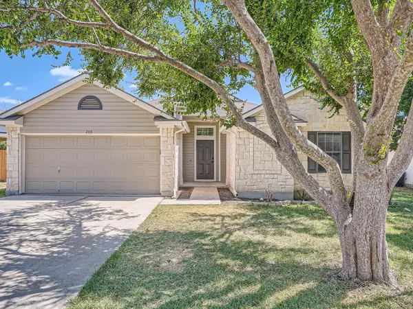 203 Orchard WAY, Hutto, TX 78634