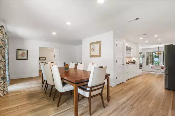 Austin, TX 78759,11410 Santa Cruz DR