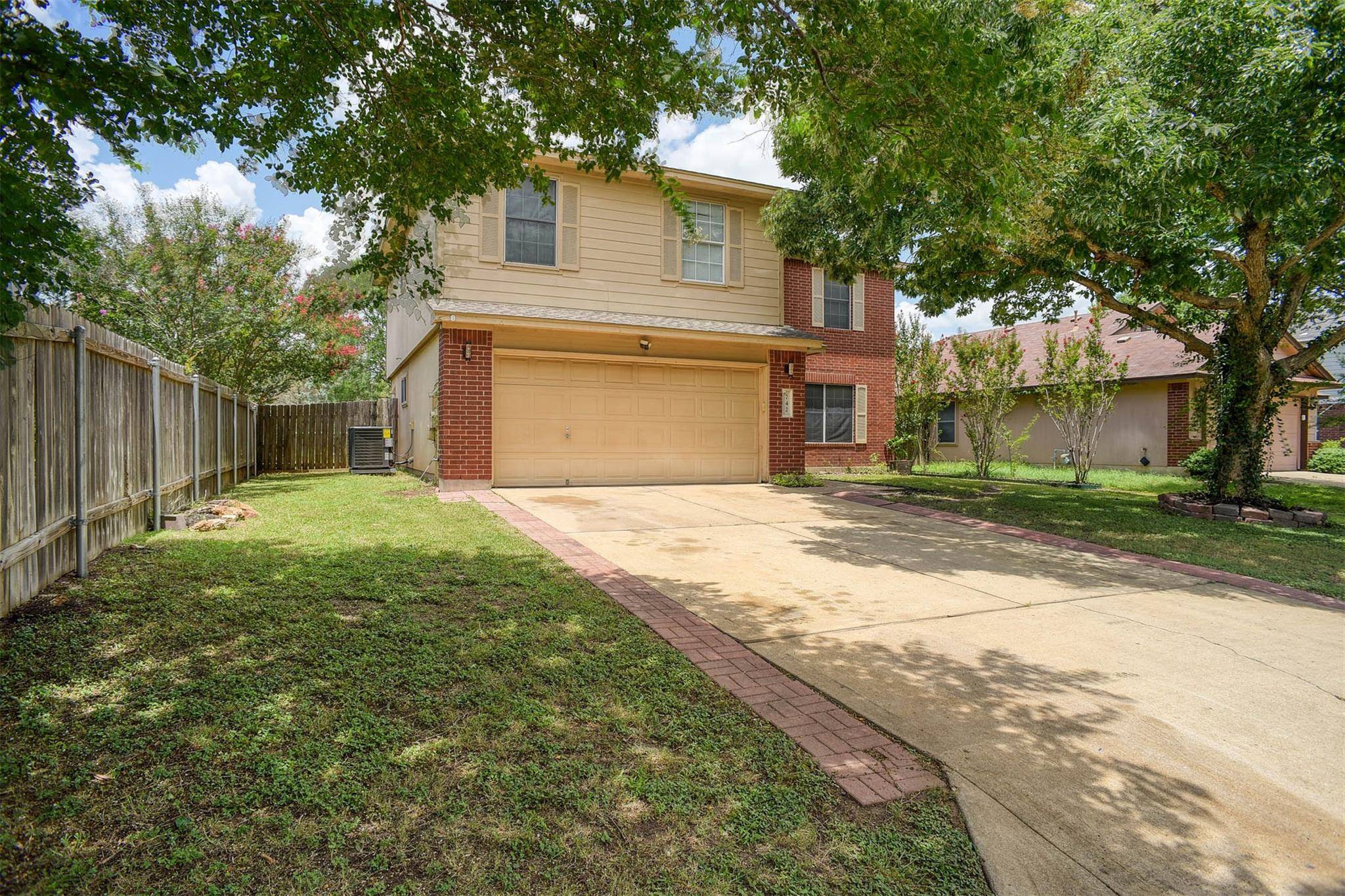Bastrop, TX 78602,742 Annika WAY
