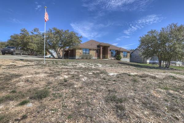 1414 Shady HOLW, New Braunfels, TX 78132