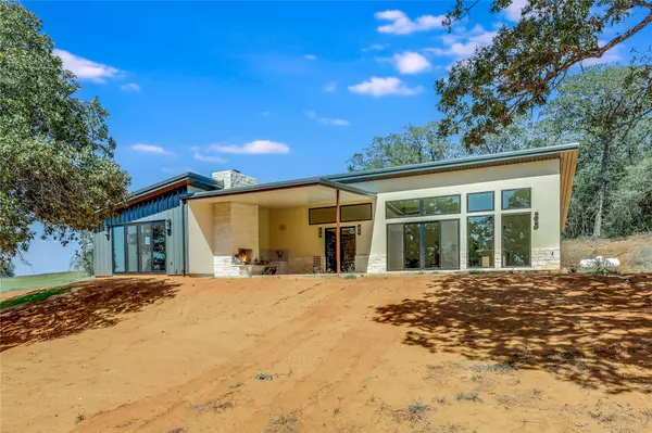 Thrall, TX 76578,2181 County Road 481
