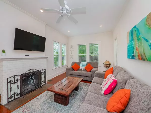 Austin, TX 78702,1159 Navasota ST