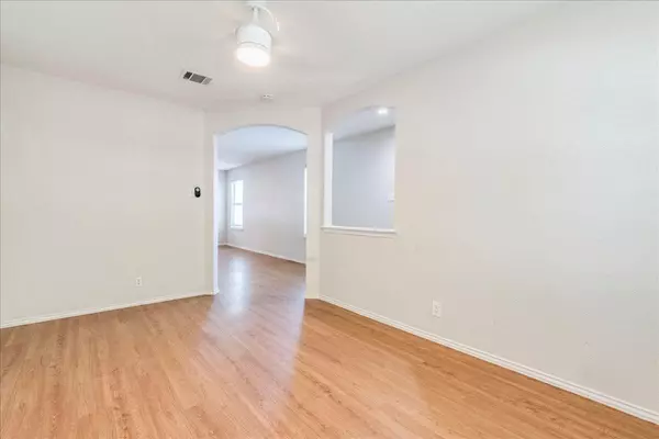 Hutto, TX 78634,109 David DR