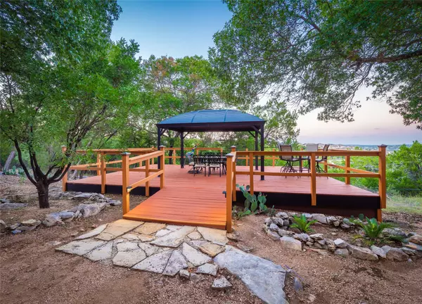 Spicewood, TX 78669,2706 Tradewind DR
