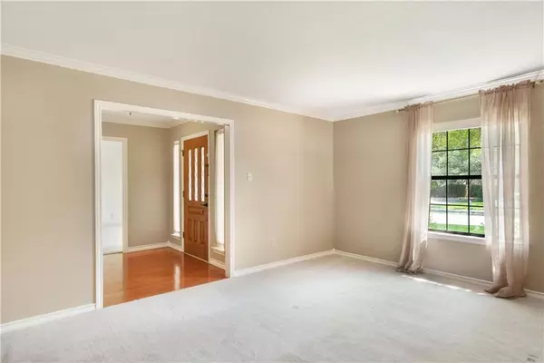 Austin, TX 78750,11004 Chateau HL