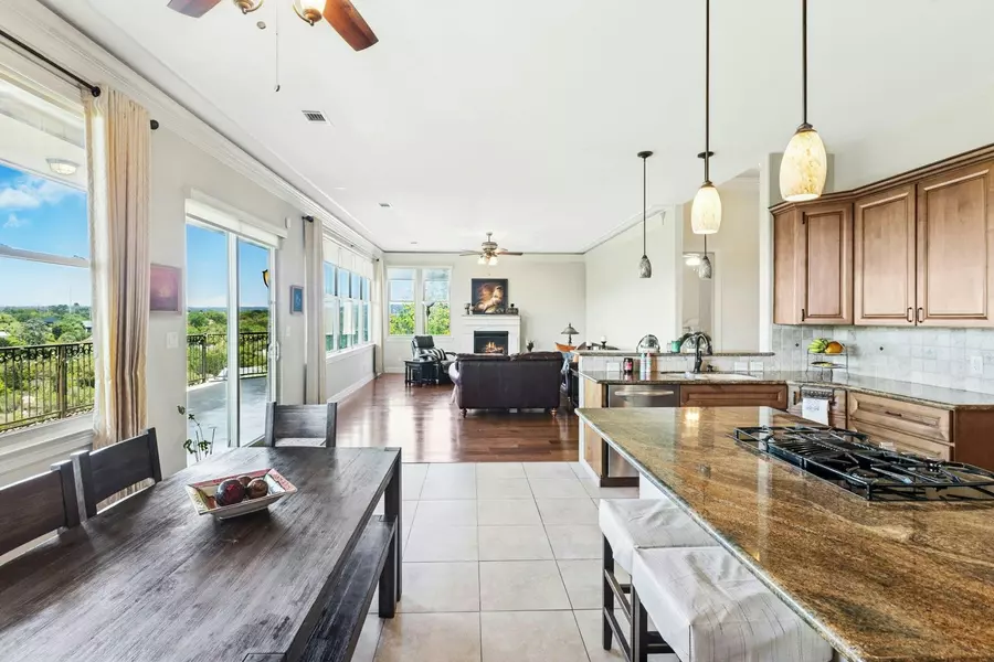 1204 Ogden DR, Austin, TX 78733