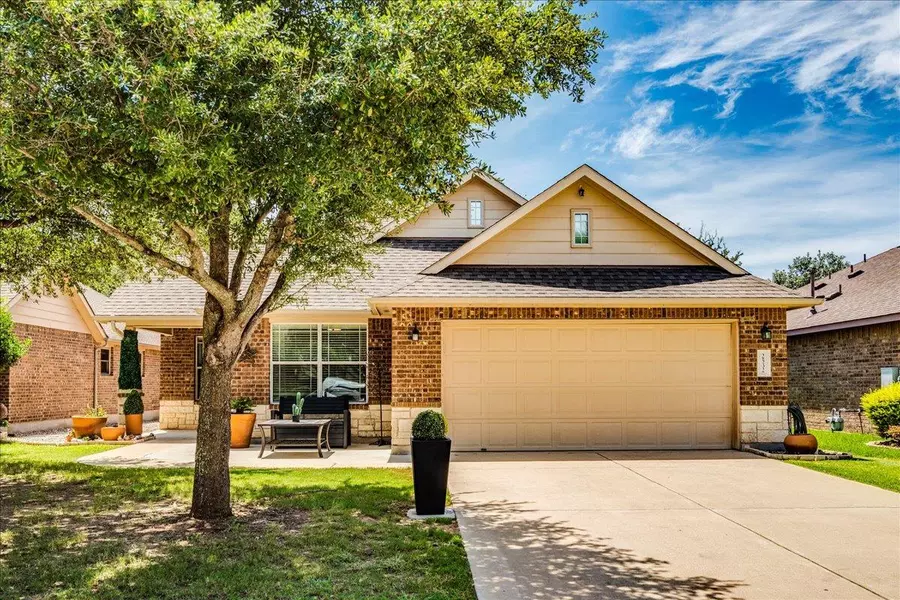 2532 Ericanna LN, Leander, TX 78641