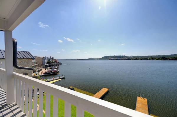 101 Island DR #F, Horseshoe Bay, TX 78657