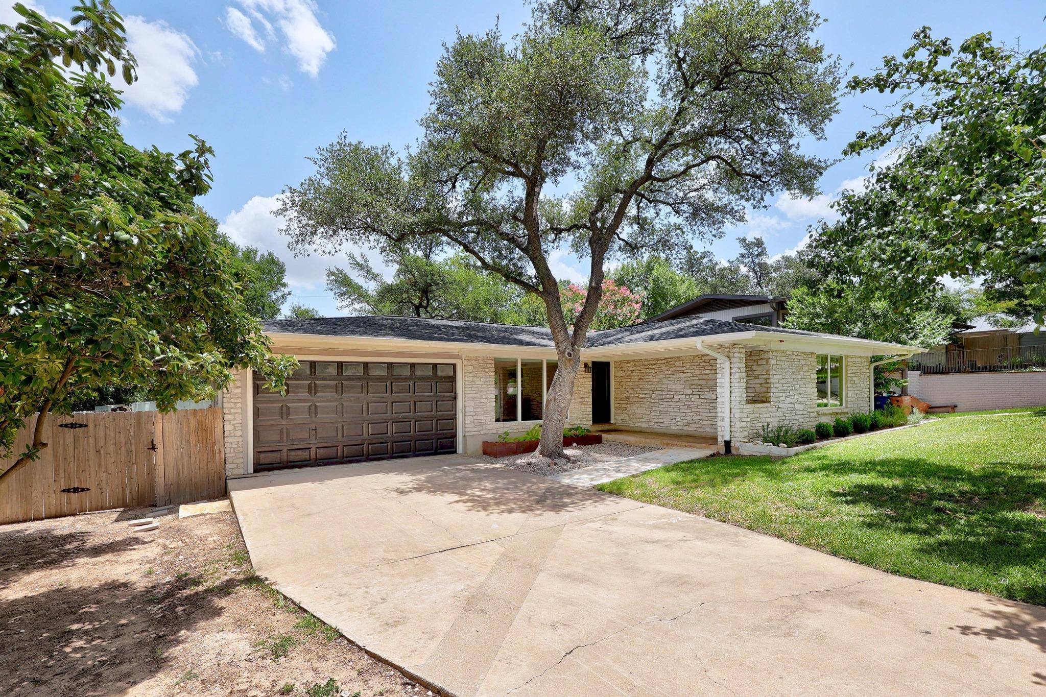 Austin, TX 78731,3518 Lakeland DR