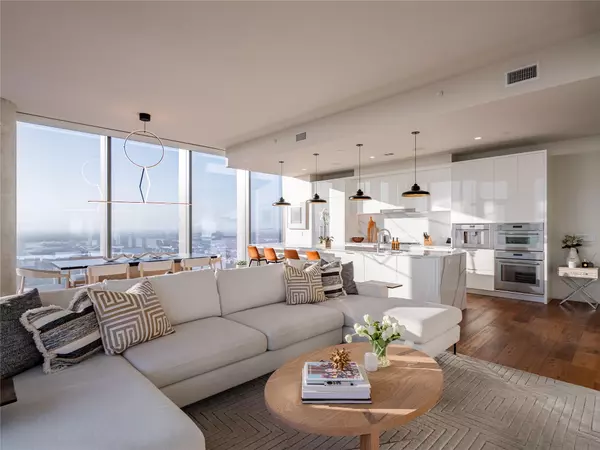 Austin, TX 78701,44 East Ave #4603