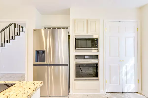 Austin, TX 78749,6144 Oliver Loving TRL